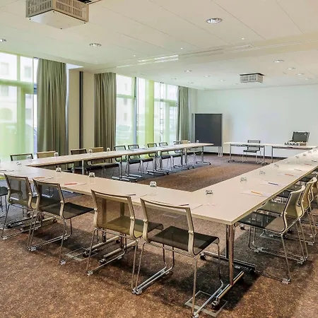 Hotel Novotel Arnulfpark 4*