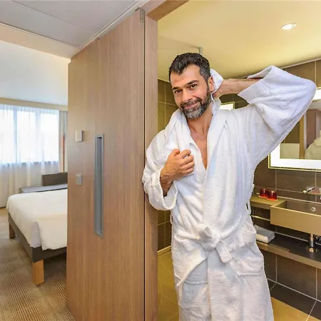 Hotel Novotel Arnulfpark 4*