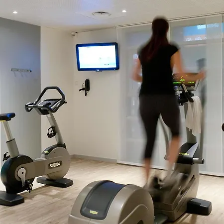 Novotel Arnulfpark 4* Mnichov